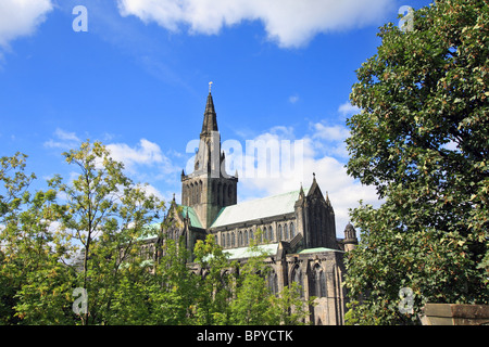 Glasgow Cathedral gesehen aus Nekropole Friedhof, Schottland Stockfoto