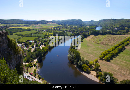 Blick vom Beynac Burg Zinnen des Flusses Dordogne in Frankreich Stockfoto