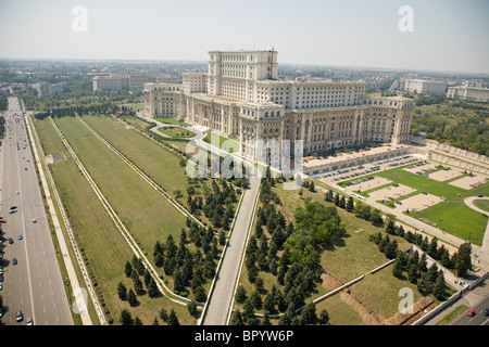 Luftbild der rumänische Parlamentspalast in der Hauptstadt Bukarest Stockfoto