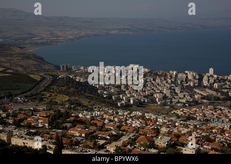 Luftaufnahme der Stadt Tiberias an der Küste des Meeres von Galiläa Stockfoto