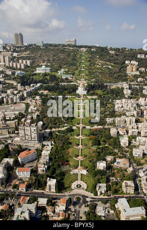 Luftbild von der Bahai-Gärten und Tempel an den Hängen des Berges Carmel Stockfoto