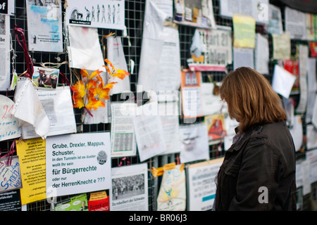 Protest gegen das Projekt Stuttgart 21 am Stuttgarter Hauptbahnhof Stockfoto