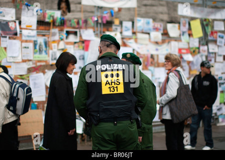 Protest gegen das Projekt Stuttgart 21 am Stuttgarter Hauptbahnhof Stockfoto