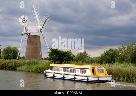 Turf Moor Windmühle nahe wie Hill auf dem Fluss Ant, Bestandteil der Norfolk Broads. Dies ist eine pumpende Mühle die Sümpfe abfließen. Stockfoto