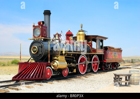 Union Pacific Railroad #119 sitzt auf den Schienen an Golden Spike National Historic Site bei Promontory Summit in Utah. Stockfoto