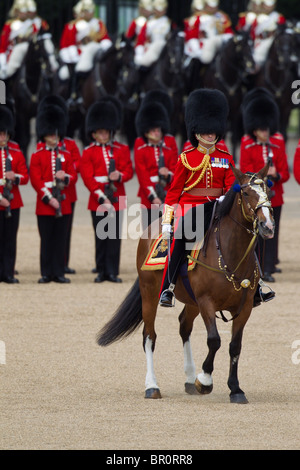 "Roly" Walker, Offizier, Kommandeur der Parade. "Trooping die Farbe" 2010 Stockfoto