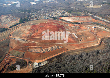 Luftaufnahme von einer festen Abfall Deponie in Greenville, SC. Stockfoto