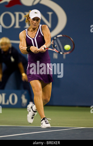 Samantha Stosur (AUS) im Wettbewerb bei der 2010 US Open Tennis Stockfoto