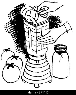 Eine schwarz-weiß Version der Vorbereitung mit einem Mixer Stockfoto