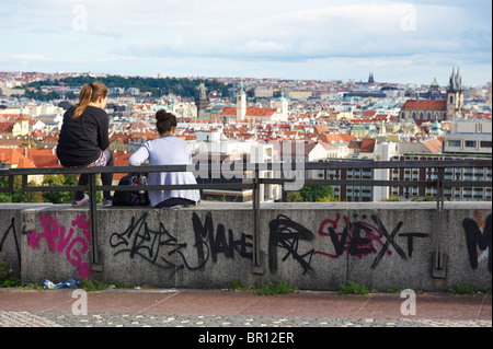 Touristen in Prag Letna park Tschechien Stockfoto