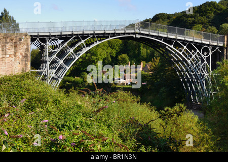 Ersten Eisenbrücke der Welt - in Ironbridge Stockfoto