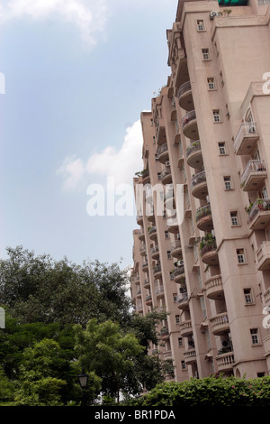 Neu errichtete moderne Hochhaus Wohngebäude in Delhi Vorort von Gurgaon in Indien. Stockfoto