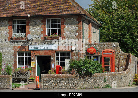 Firle Läden und Postamt in dem Dorf Firle in der Nähe von Lewes East Sussex UK Stockfoto