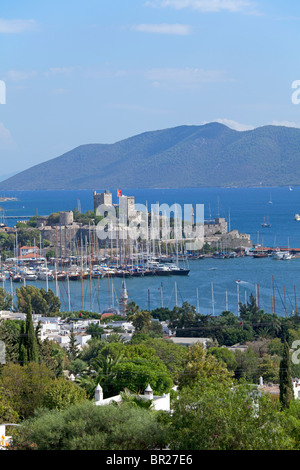 Burg und Yachthafen von Bodrum, Westküste, Türkei Stockfoto