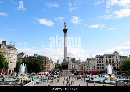 Trafalgar Square und Nelson Säule, London, England, UK Stockfoto