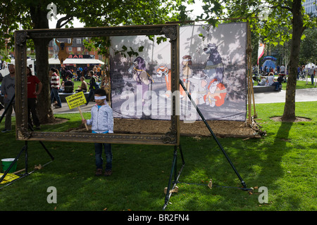 Hintergrund von Banksy / Disney Dschungelbuch Zeichen de-Aufforstung & Verlust der Lebensräume für Tiere durch menschliche Protokollierung zu veranschaulichen Stockfoto