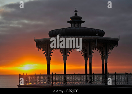 Brighton Musikpavillon bei Sonnenuntergang. Brighton, East Sussex, England Stockfoto