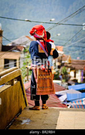 Vietnamesischen Roten Dao Frau in Sapa, Vietnam Stockfoto