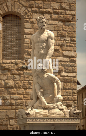 Statuen Herkules (und Grab) in der Piazza della Signoria vor dem Palazzo Vecchio.Florence-Italien Stockfoto