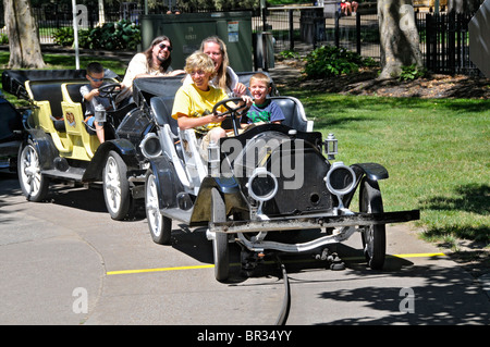 Antike Autos Cedar Point Vergnügungspark Sandusky Ohio Stockfoto