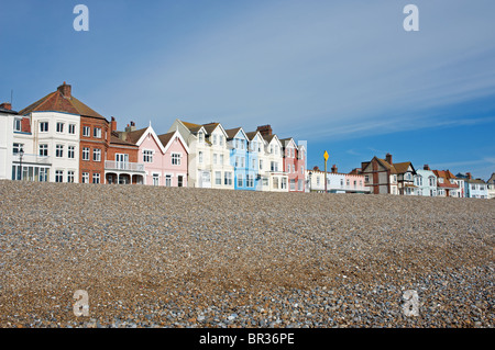 Direkt am Meer Eigenschaften, Aldeburgh, Suffolk, UK. Stockfoto