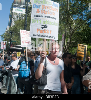 Unterstützer der Cordova Initiative Moschee und islamische kulturelle Mitte Rally in New York Stockfoto