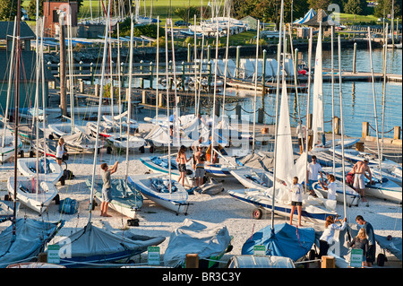 Segelboot mieten, Newport, Rhode Island, USA Stockfoto