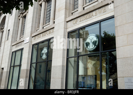 Botschaft der Republik Simbabwe in den Strang, London, England Stockfoto