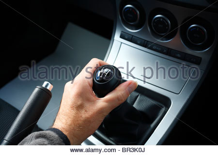 Gangwechsel im Auto Stockfoto