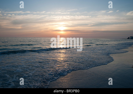 Sonnenuntergang über St Pete Beach in der Nähe von St.Petersburg Florida USA Stockfoto