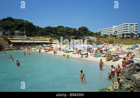 Menorca - attraktive Badeort Cala Blanca in der Nähe von Ciudadela an der Westküste Stockfoto