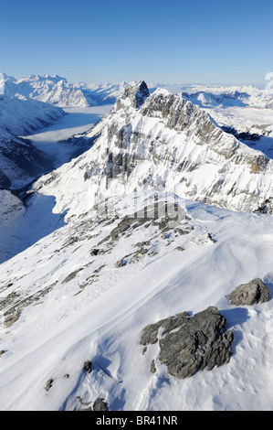 Blick vom Titlis Berg in den Berner Alpen mit Eiger, Mönch und Jungfrau Berge in der Ferne, Engelberg, Obwalden Stockfoto