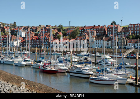 Blick entlang der Esk in Richtung Whitby Stockfoto