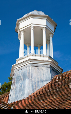 Benenden Village Hall (Dach mit Säulen), Benenden, Kent, England, Großbritannien Stockfoto