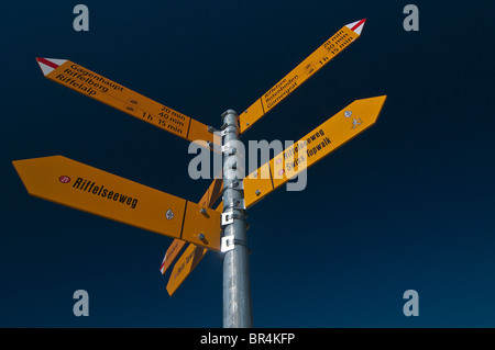 Alpine Trail Zeichen, Zermatt, Wallis, Schweiz Stockfoto