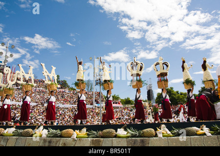 Tänzerinnen und Tänzer aus Tlacolula bei einer Feier Guelaguetza in Oaxaca Stadt Oaxaca, Mexiko. Stockfoto