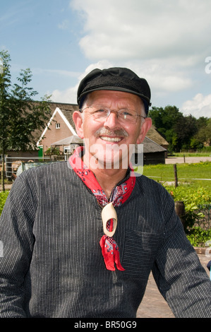 Staphorst Overijssel Niederlande Bauern Dorf calvinistische Kirche Tracht religiöse Stadt Stockfoto