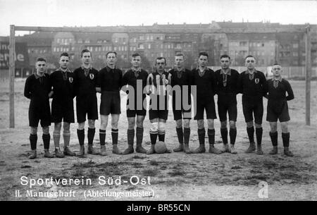 Historisches Foto, Fußball-Team, um 1920 Stockfoto