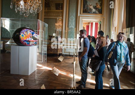 Versailles, Frankreich, Medioum, Besucher der Show zeitgenössischer Kunst, Takashi Murakami Versailles, „die einfachen Dinge“ im Peer's Salon, Avantgarde paris, Museumsausstellung Stockfoto