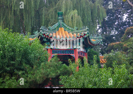 Pavillon im Park, Peking, China Stockfoto