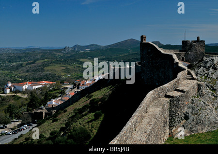 Portugal, Alentejo: Blick von der Burg Marvao auf die Serra de Sao Mamede Stockfoto