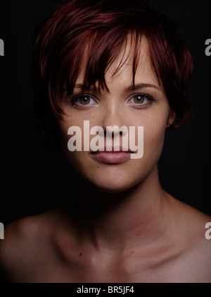 Porträt der jungen Frau Stockfoto