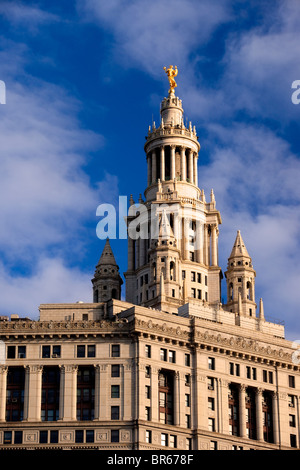 Reich verzierte Spitze von Manhattan Municipal Building in Lower Manhattan, New York City, USA Stockfoto