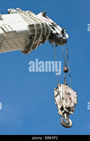 Hydraulischer Kran als Baustellenausrüstung Stockfoto