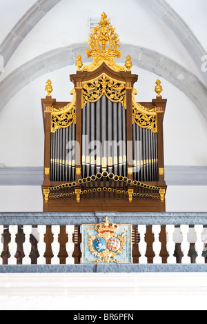 Pipe Organ in Misericordia Kirche in der Stadt Santarém, Portugal. späten 16. Jahrhundert Renaissance-Architektur. Stockfoto