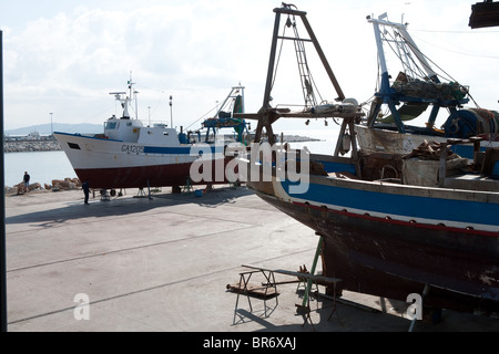 Angeln Boote Trawler in Werft Mittelmeer Italien Stockfoto