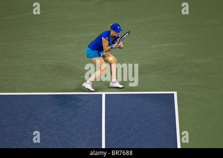 Kim Clijsters (BEL) im Wettbewerb mit der Frauen-EM-Endrunde in der 2010 US Open Tennis. Stockfoto