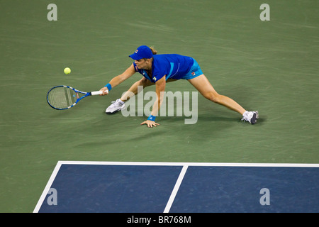 Kim Clijsters (BEL) im Wettbewerb mit der Frauen-EM-Endrunde in der 2010 US Open Tennis. Stockfoto