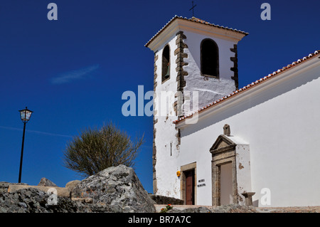 Portugal, Alentejo: Mittelalterliche Kirche und Museum Igreja Santa Maria in Marvao Stockfoto