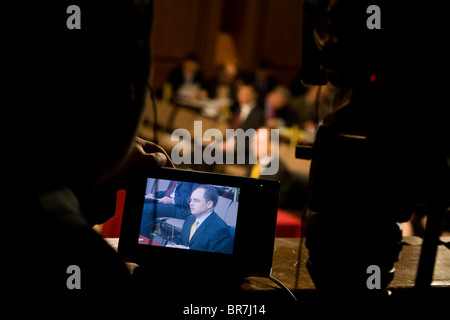 D. Kyle Sampson bezeugt vor dem Justizausschuss des Senats über Alberto Gonzaless wissen von Rechtsanwalt Zündungen Stockfoto